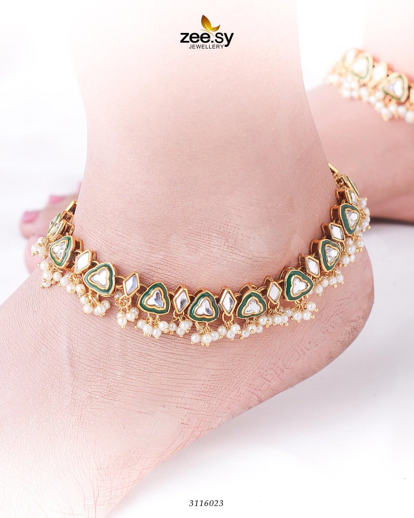 Zarmina Anklet Golden Green & White