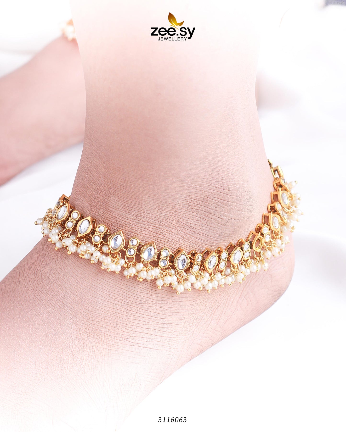Enstatite Anklet Golden white