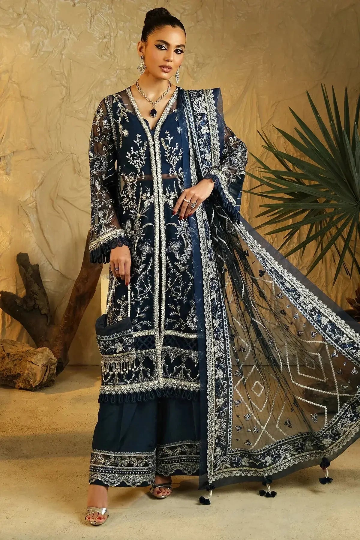 Mina Kashif | Kahani Luxury Formals 23 | Emerald - Pakistani Designer Dress - by Mina Kashif | Type: Formal - 100% Original at Saira Sultan