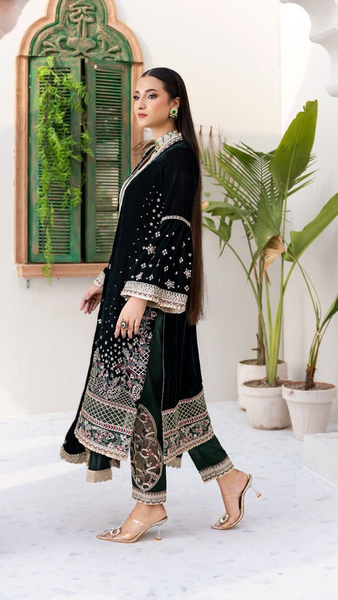 Zebtan | Andaz e Makhmal | ZAM-07 L Bottle Green Velvet