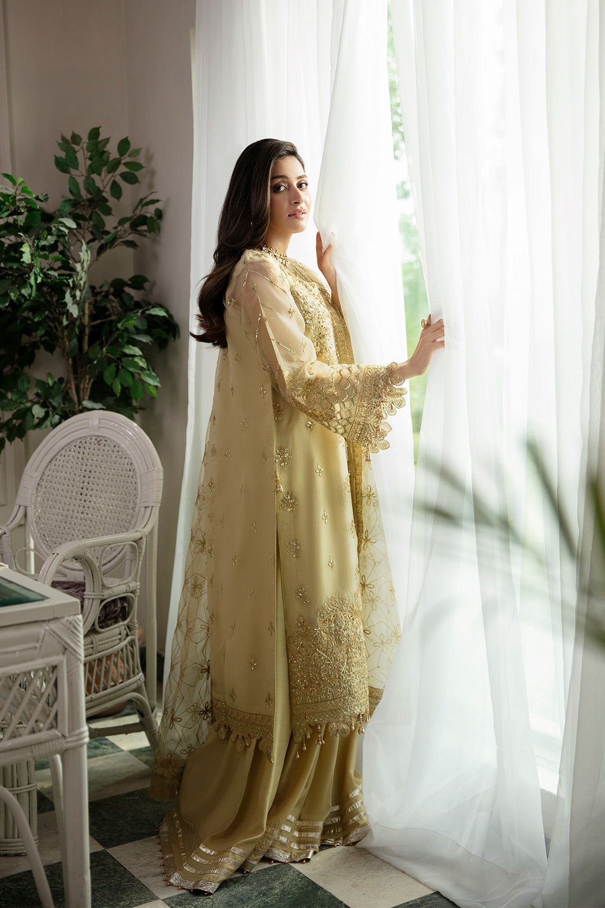 Raeesa Premium | Dehleez Formals | Dl 1036 - Pakistani Designer Dress - by Raeesa Premium - Type : Ladies Clothes - 100% Original at Saira Sultan
