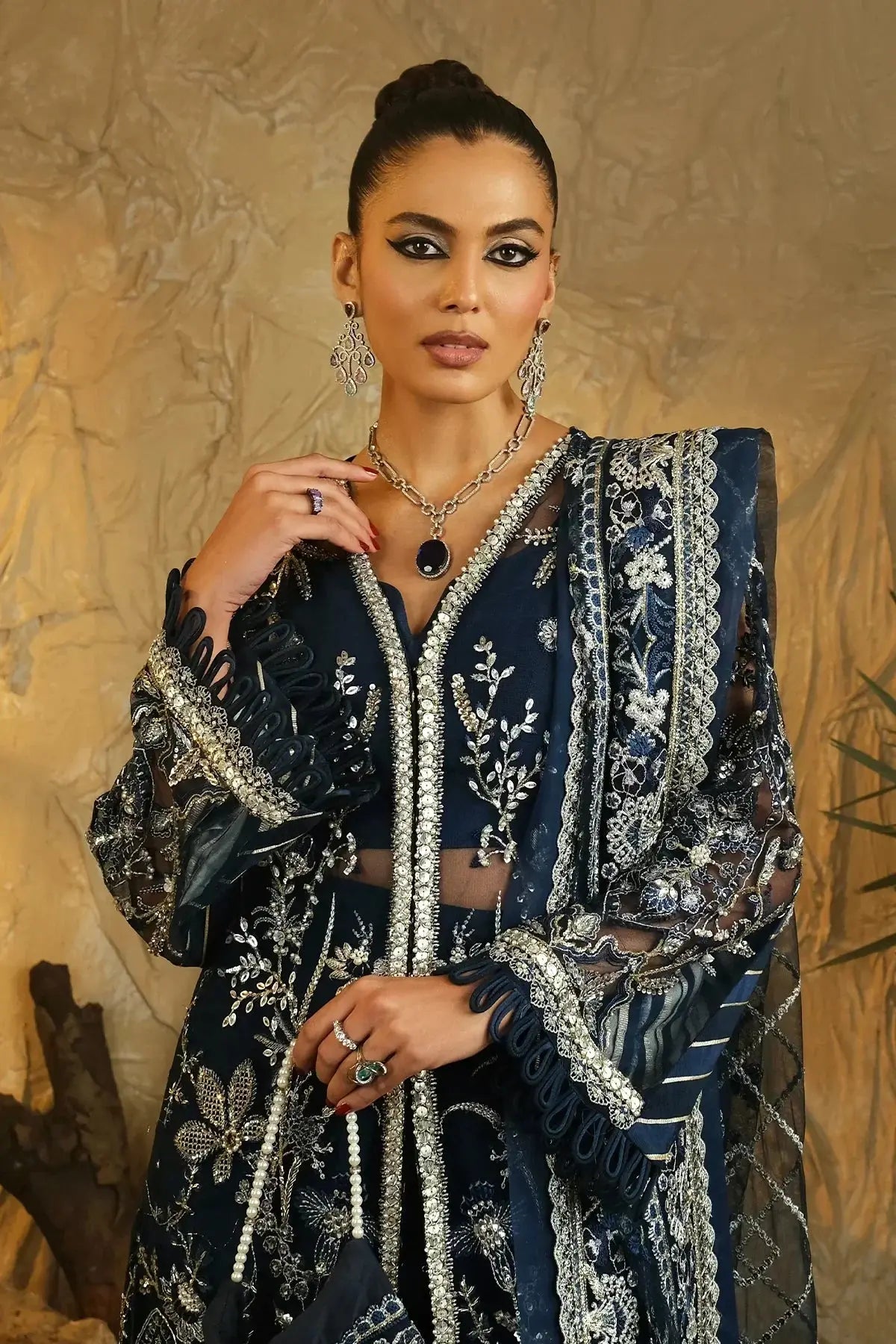 Mina Kashif | Kahani Luxury Formals 23 | Emerald - Pakistani Designer Dress - by Mina Kashif | Type: Formal - 100% Original at Saira Sultan