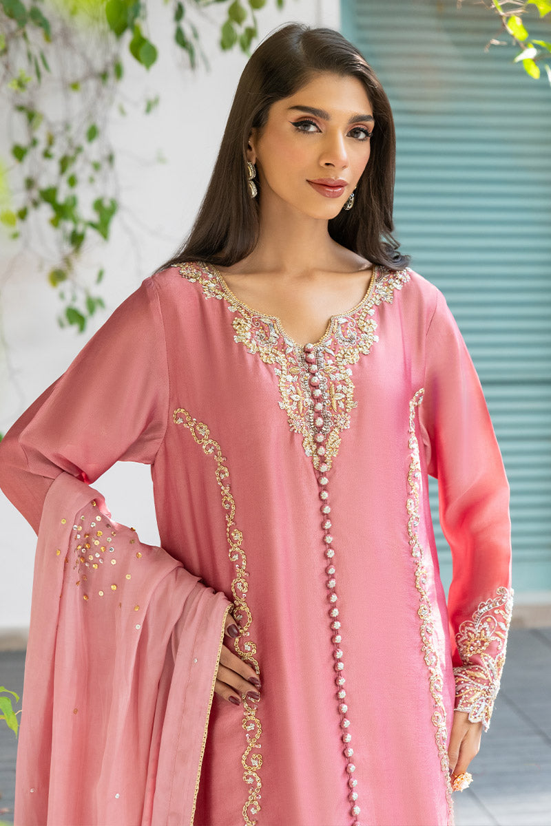 Chic Ophicial | Celenia Pret | Almond Pink M Lipstick Pink Pure Sheesha Silk
