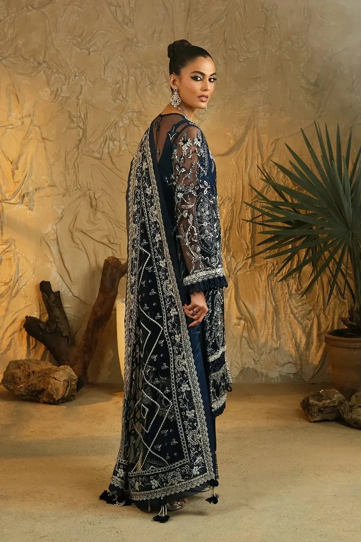 Mina Kashif | Kahani Luxury Formals 23 | Emerald - Pakistani Designer Dress - by Mina Kashif | Type: Formal - 100% Original at Saira Sultan