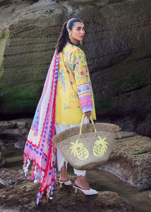 Sadaf Fawad Khan | Siraa Lawn 25 | Sea Flora S Yellow Lawn