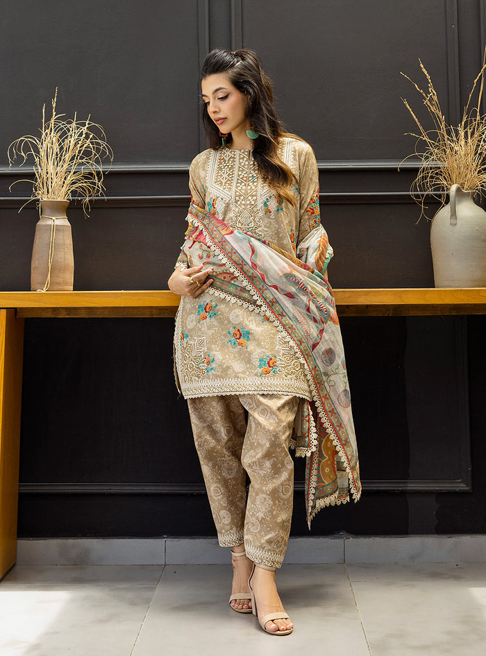 Zainab Chottani | Tahra Lawn 25 | Aymah S Desert Sand Lawn