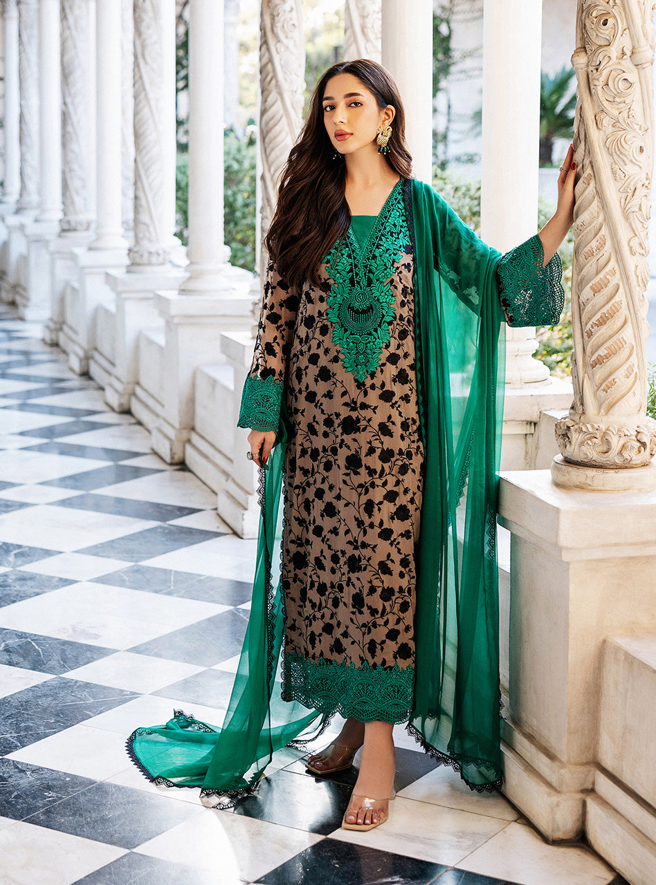 Zainab Chottani | Ramadan Edit 25 | Imperial Coffee XS Coffee Pure Chiffon