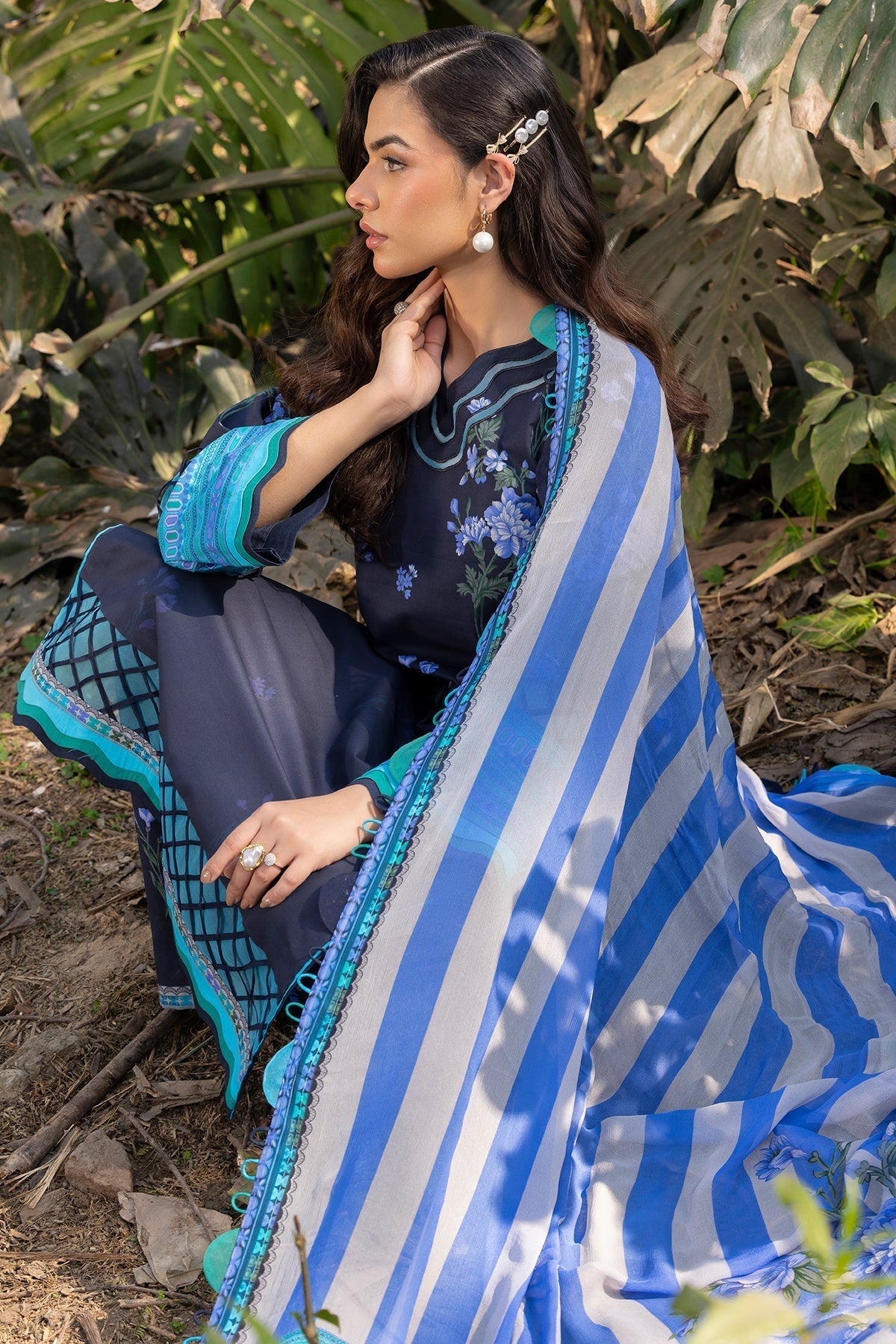 Charizma | C prints Lawn | CP5-19