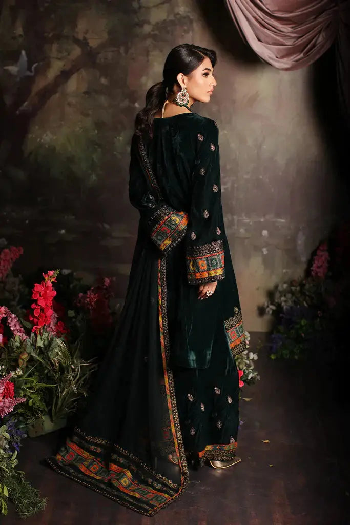 Charizma | Signora Velvet 23 | CVT3-02 - Pakistani Designer Dress - by Charizma | Type: Formal - 100% Original at Saira Sultan