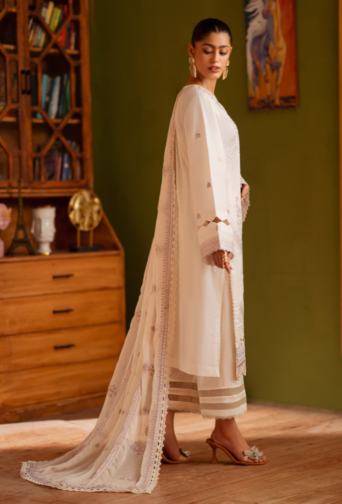 Humdum | Lala Rukh Lawn | Lalarukh - D09 L Off White Lawn