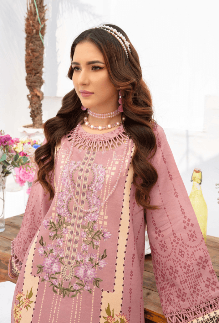Humdum | Saira Bano Lawn 24 | D01 - Pakistani Designer Dress - by HumDum | Type: Casuals - 100% Original at Saira Sultan