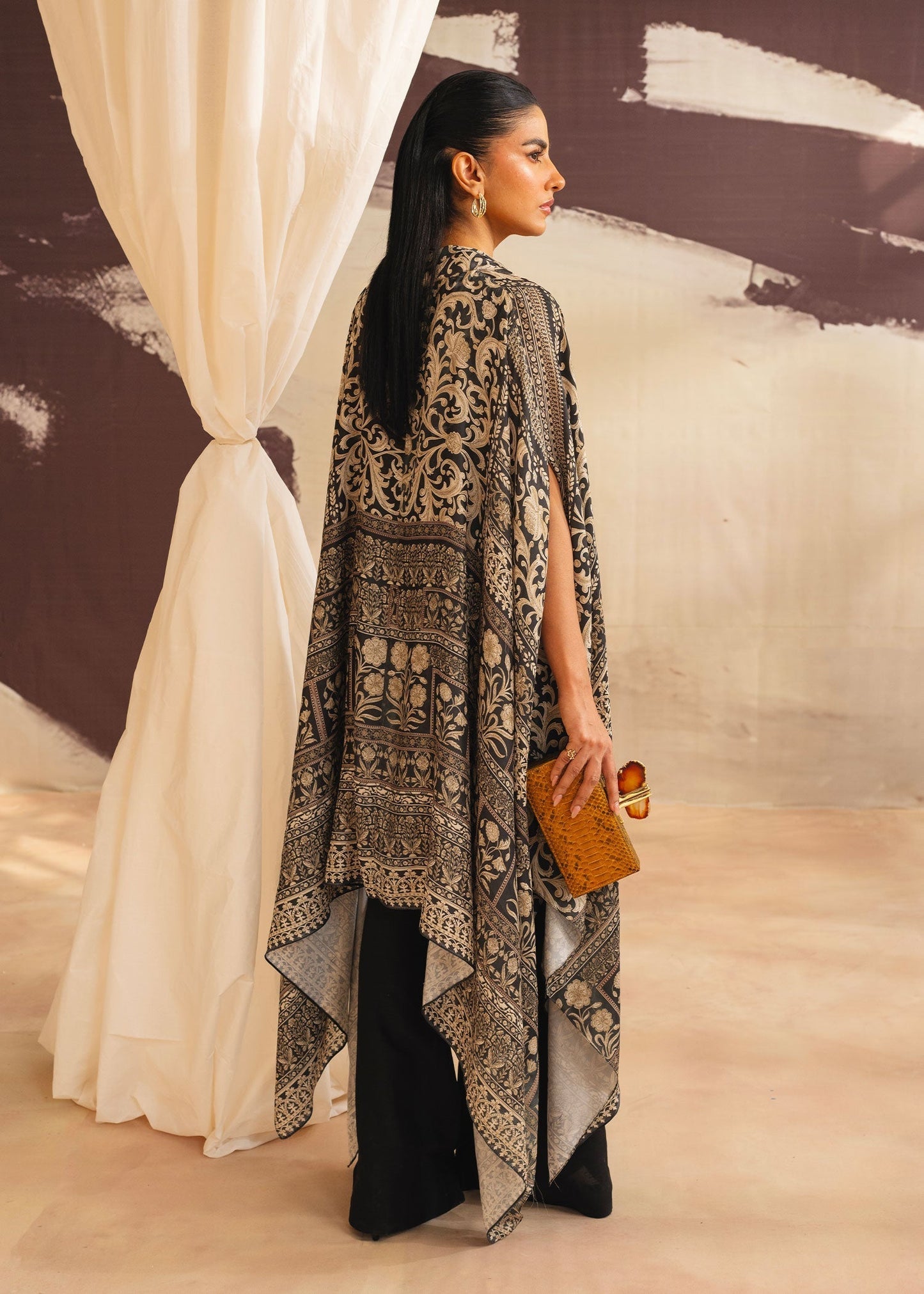 Mahgul | Eye of Cemal | Evening Eyes S Black Korean Raw Silk