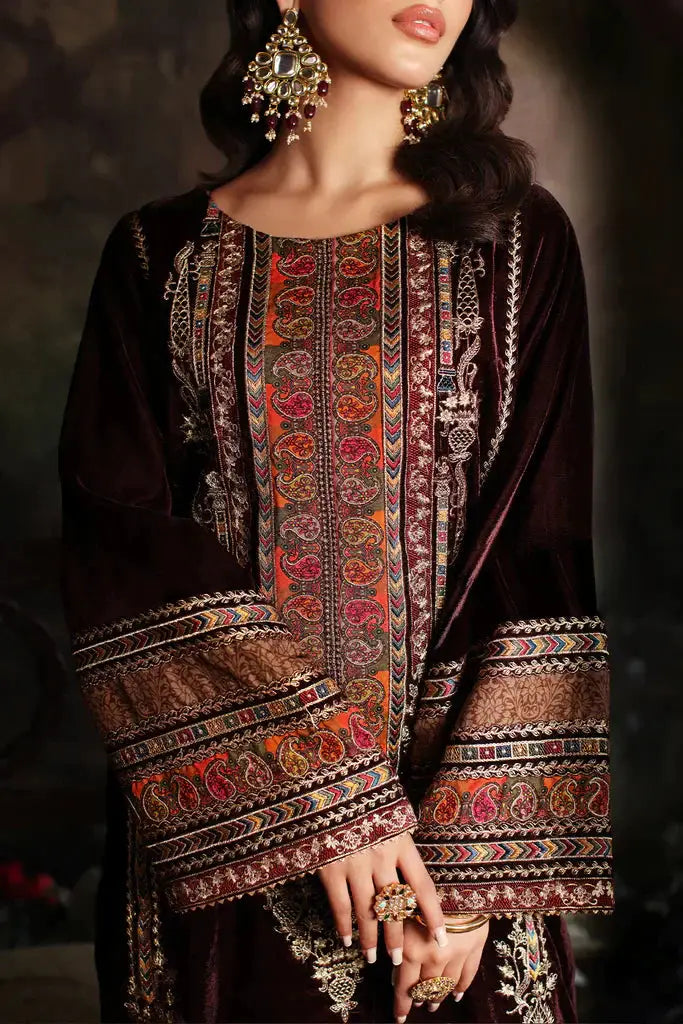 Charizma | Signora Velvet 23 | CVT3-06 - Pakistani Designer Dress - by Charizma | Type: Formal - 100% Original at Saira Sultan