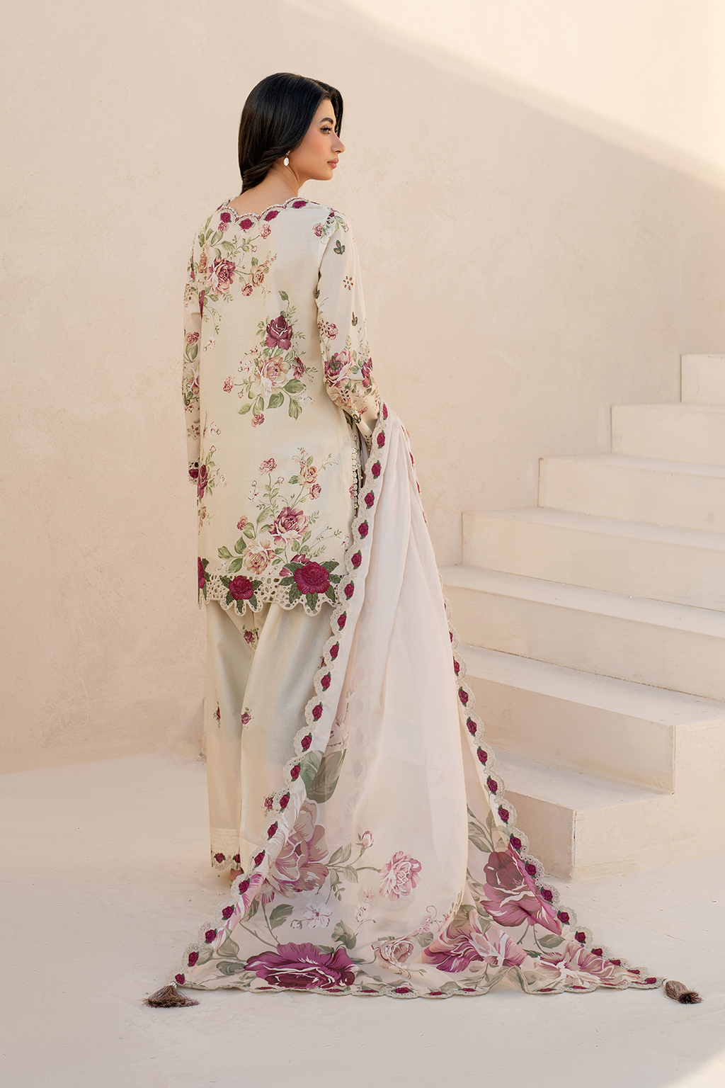 Iznik | Festive Lawn 25 | EFL-05 S Beige Lawn