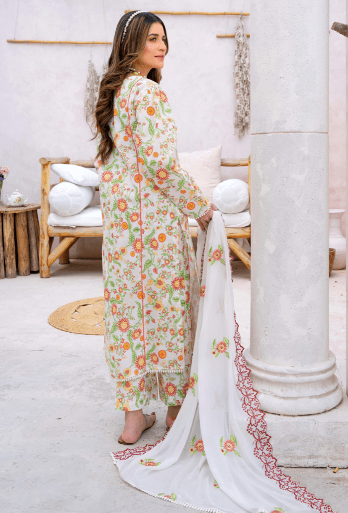Humdum | Gardenia Lawn 24 | PLG 3 - D02 - Pakistani Designer Dress - by HumDum | Type: Luxury - 100% Original at Saira Sultan