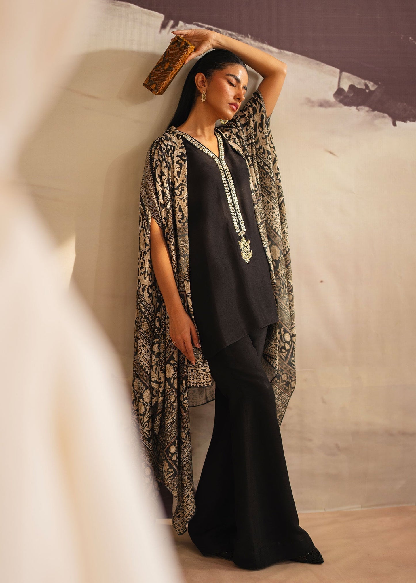 Mahgul | Eye of Cemal | Evening Eyes M Black Korean Raw Silk