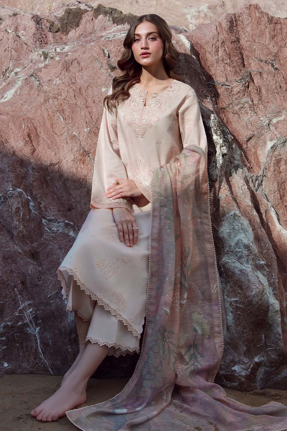 Seran | Afsanah Lawn 25 | RUMI M Lavender Pinocchio Lawn