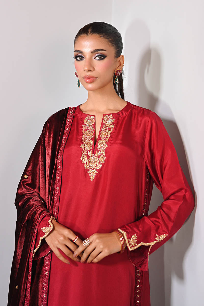 Hue Pret | Farasha Luxury Winter | Nurgul M Crimson Pure Silk