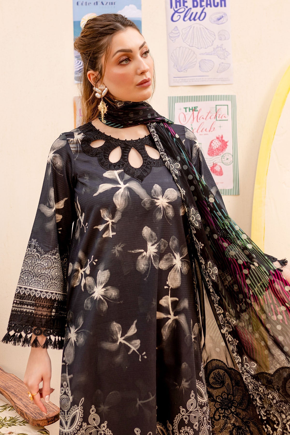 Nureh | Gardenia Lawn 25 |NSG-185 M Black Lawn