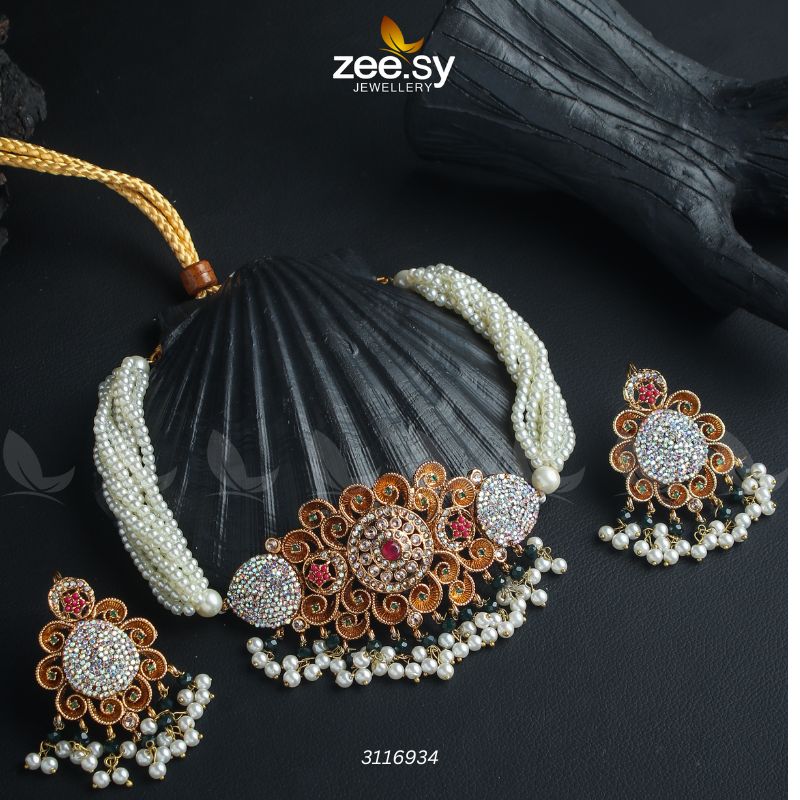 Maya Ali Necklace Sets Golden Red