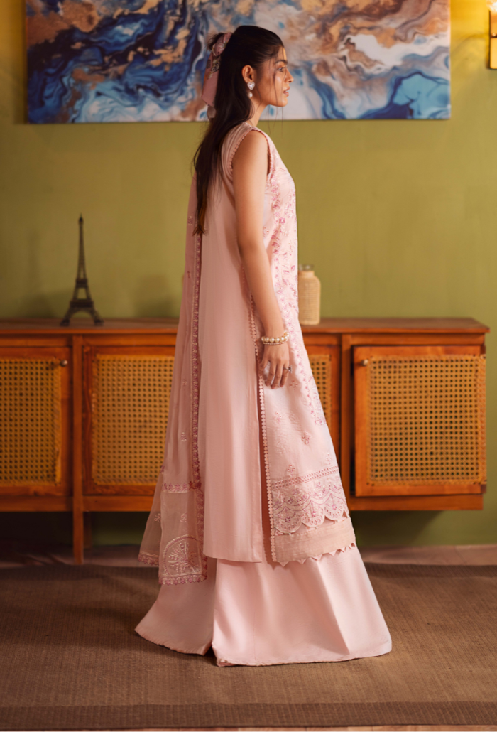 Humdum | Lala Rukh Lawn | Lalarukh - D02 L Pink Lawn