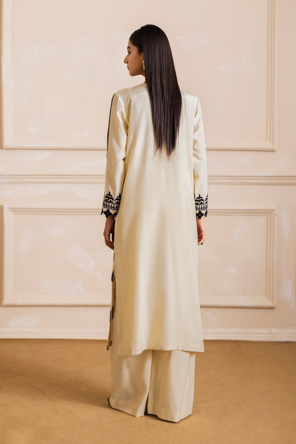 Maryum N Maria | Nora Collection | ELLA - MW40154 M Off White Viscose Cotton