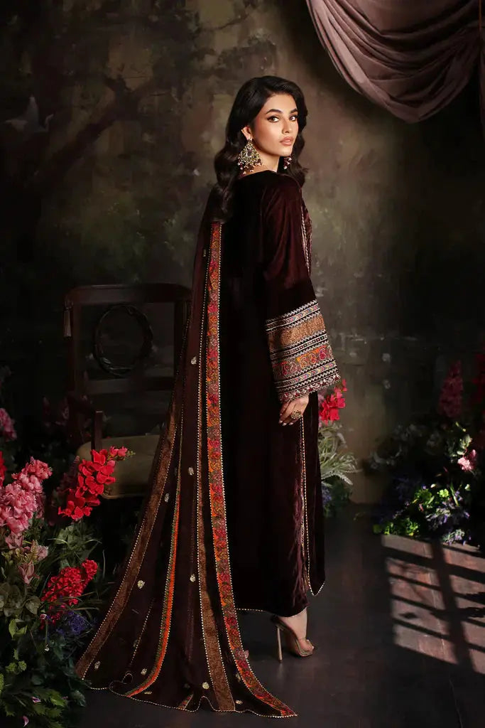 Charizma | Signora Velvet 23 | CVT3-06 - Pakistani Designer Dress - by Charizma | Type: Formal - 100% Original at Saira Sultan