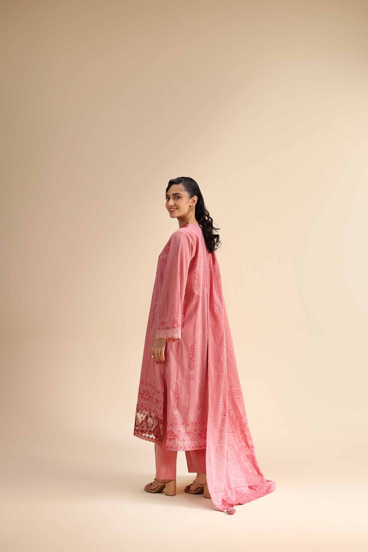 Nishat | Cross Season Edit | 42501050 S Pink Jacquard