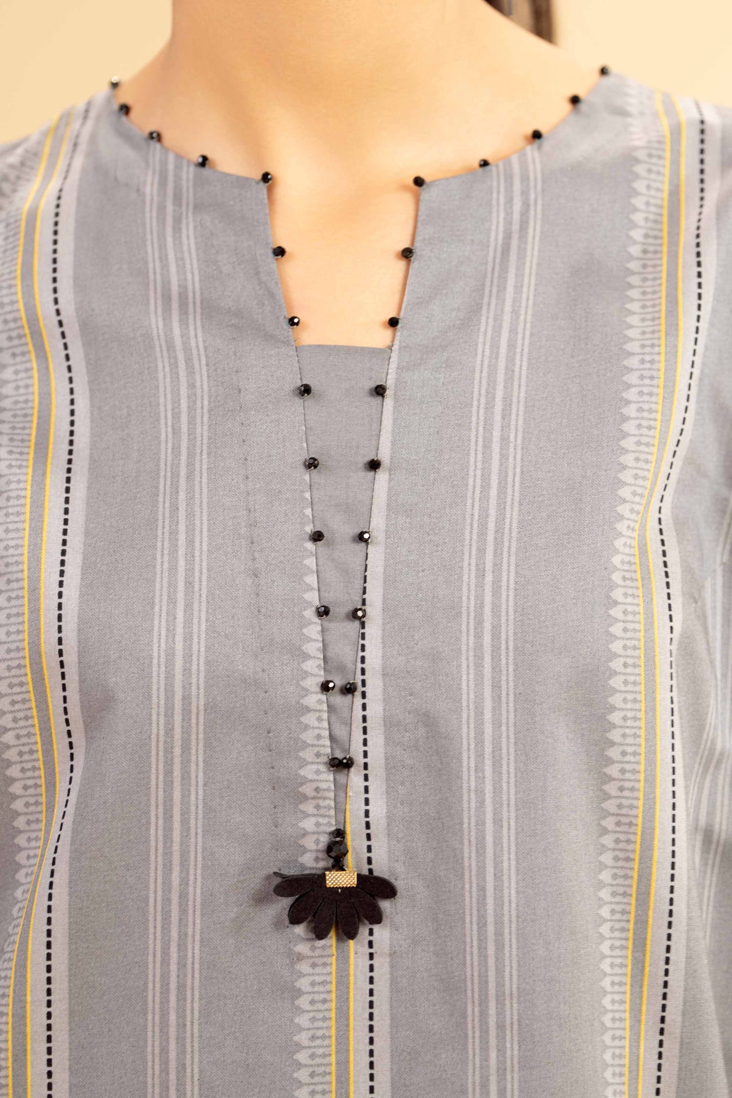 Nishat | Cross Season Edit | 42501075 M Gray Cambric