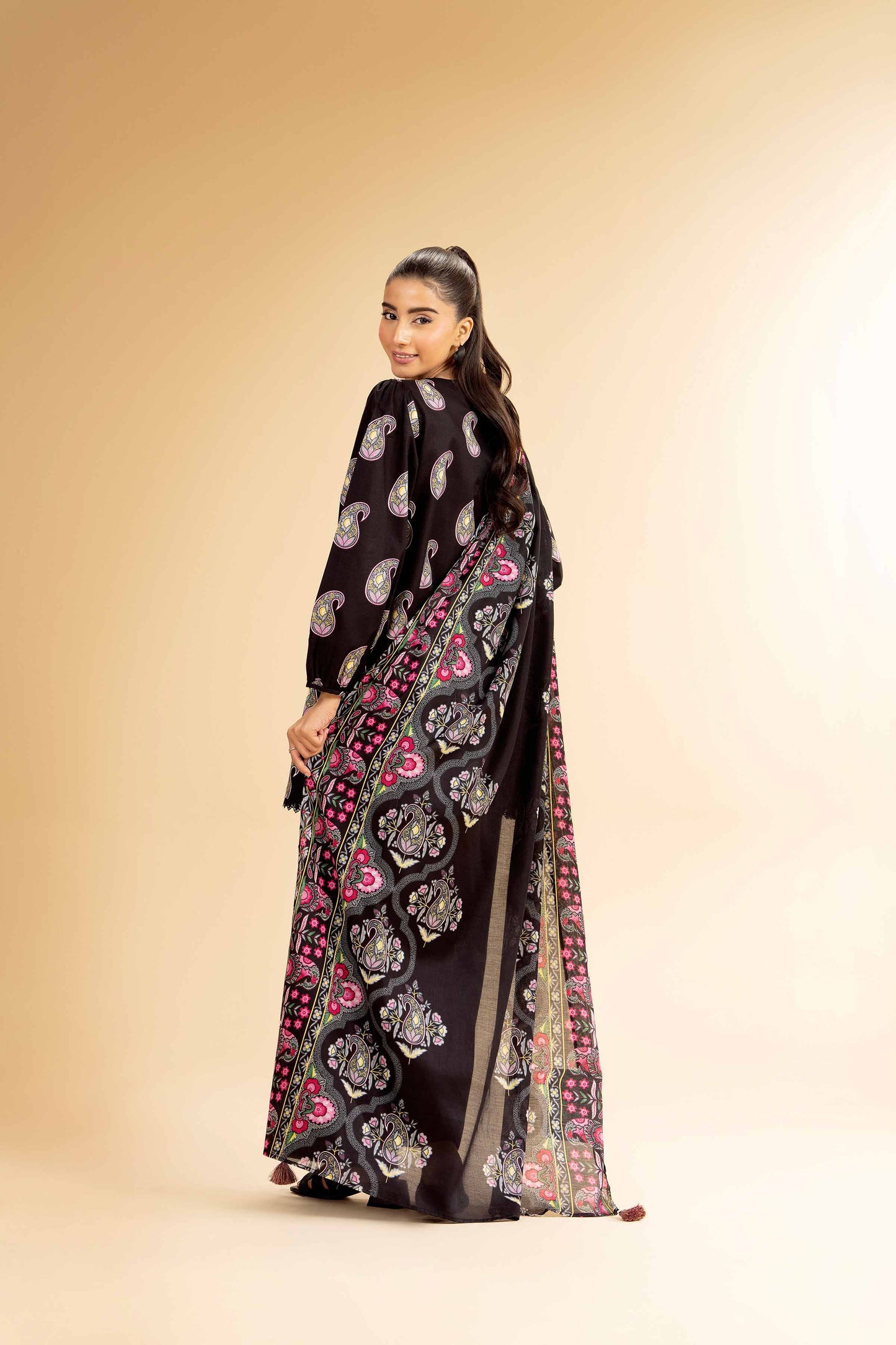Nishat | Cross Season Edit | 42501077 S Black Cambric