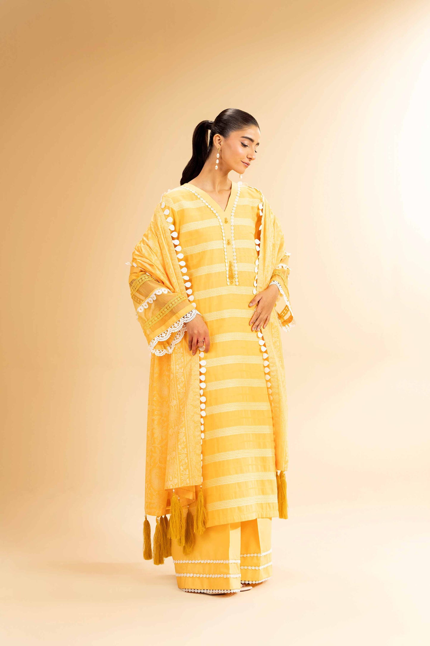 Nishat | Cross Season Edit | 42501110 XL Yellow Jacquard