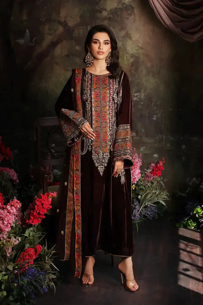Charizma | Signora Velvet 23 | CVT3-06 - Pakistani Designer Dress - by Charizma | Type: Formal - 100% Original at Saira Sultan