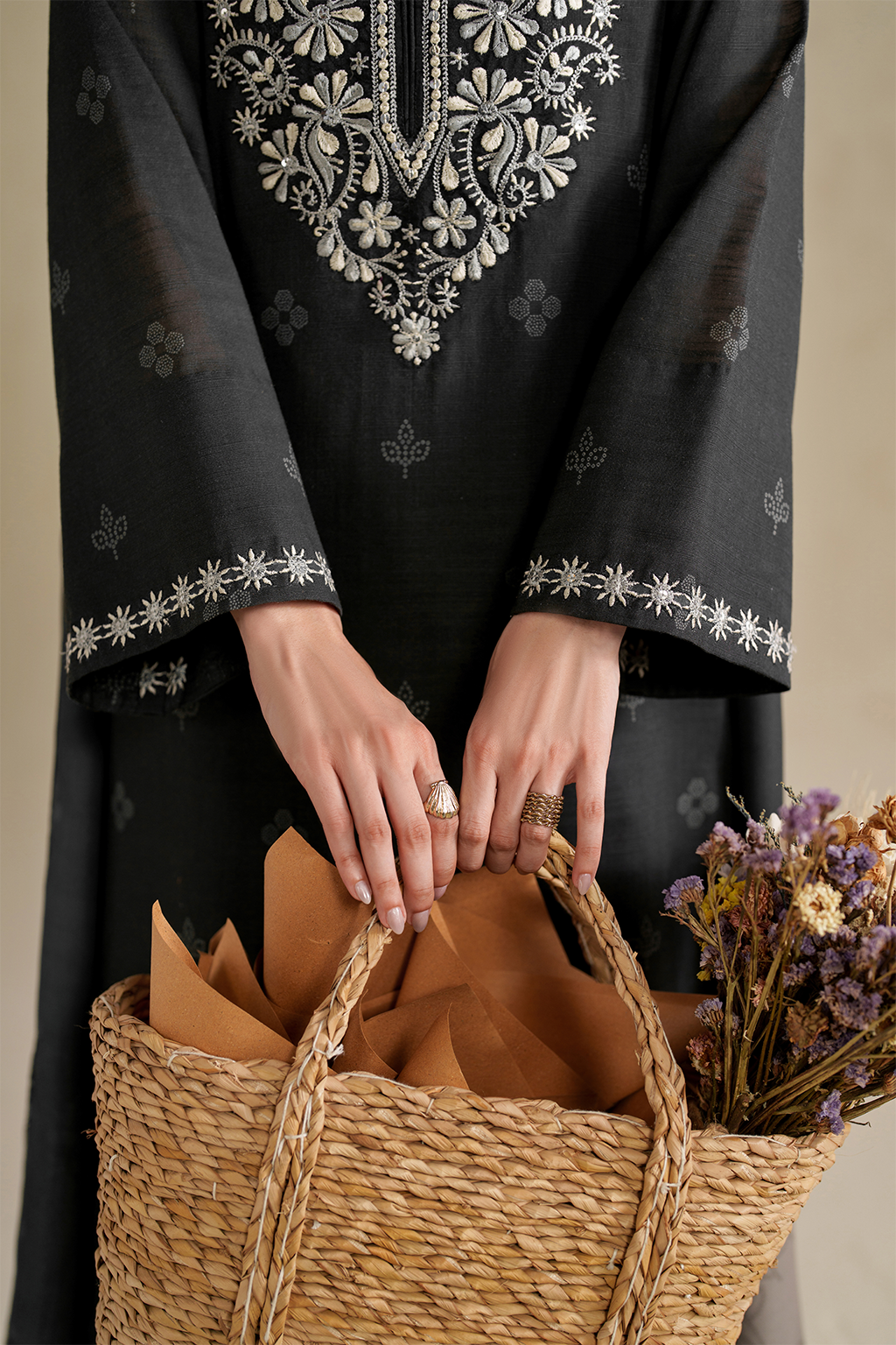 Iznik | Winter Chapter 25 | UE-591 Printed Khaddar by Iznik - Designer Dress - Type : Ladies Clothes - Available at Saira Sultan - 100% Original