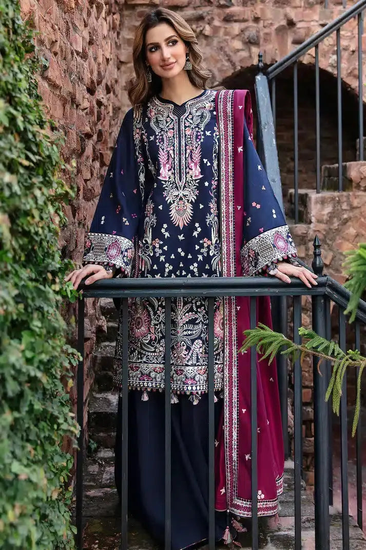 Jazmin | Dastaan Luxury Winter 23 | D6 - Pakistani Designer Dress - by Jazmin | Type: Luxury - 100% Original at Saira Sultan