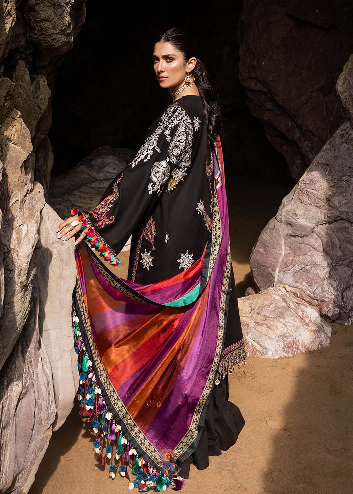 Sadaf Fawad Khan | Siraa Luxury Lawn 24| Nuha (A) S