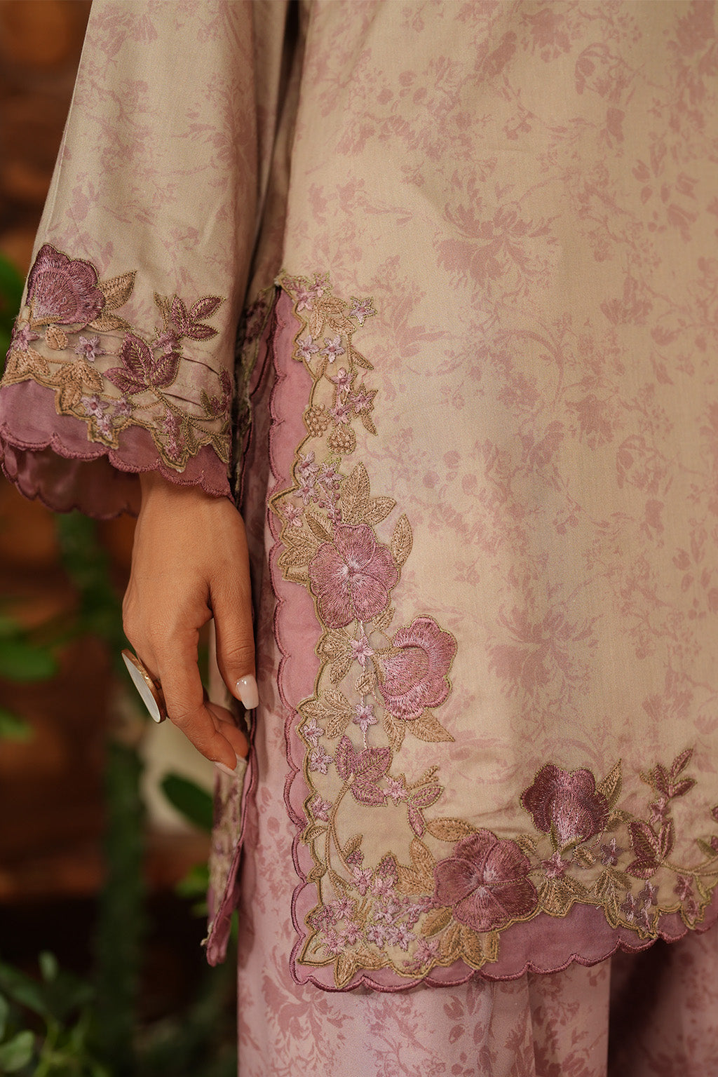 Iznik | Winter 25 | IPF-09 - Pakistani Designer Dress - by Iznik - Type : Ladies Clothes - 100% Original at Saira Sultan
