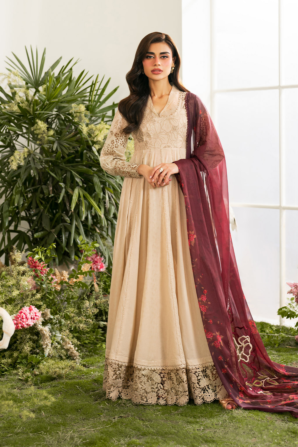Iznik | Festive Edition | IFE-05 XS Beige Lawn