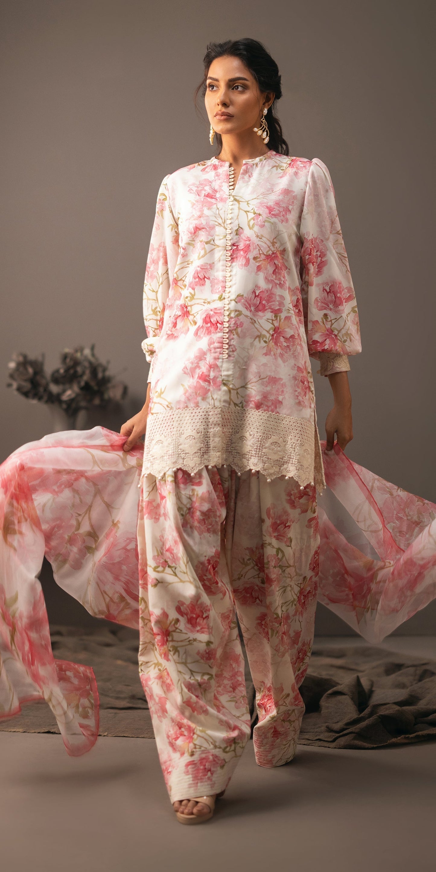 Erum Khan | Beyond Basic | BOLD BOUQUET - Pakistani Designer Dress - by Erum Khan | Type: Ladies Clothes - 100% Original at Saira Sultan