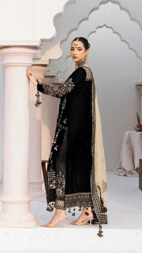 Zebtan | Andaz e Makhmal | ZAM-10 S Black Velvet
