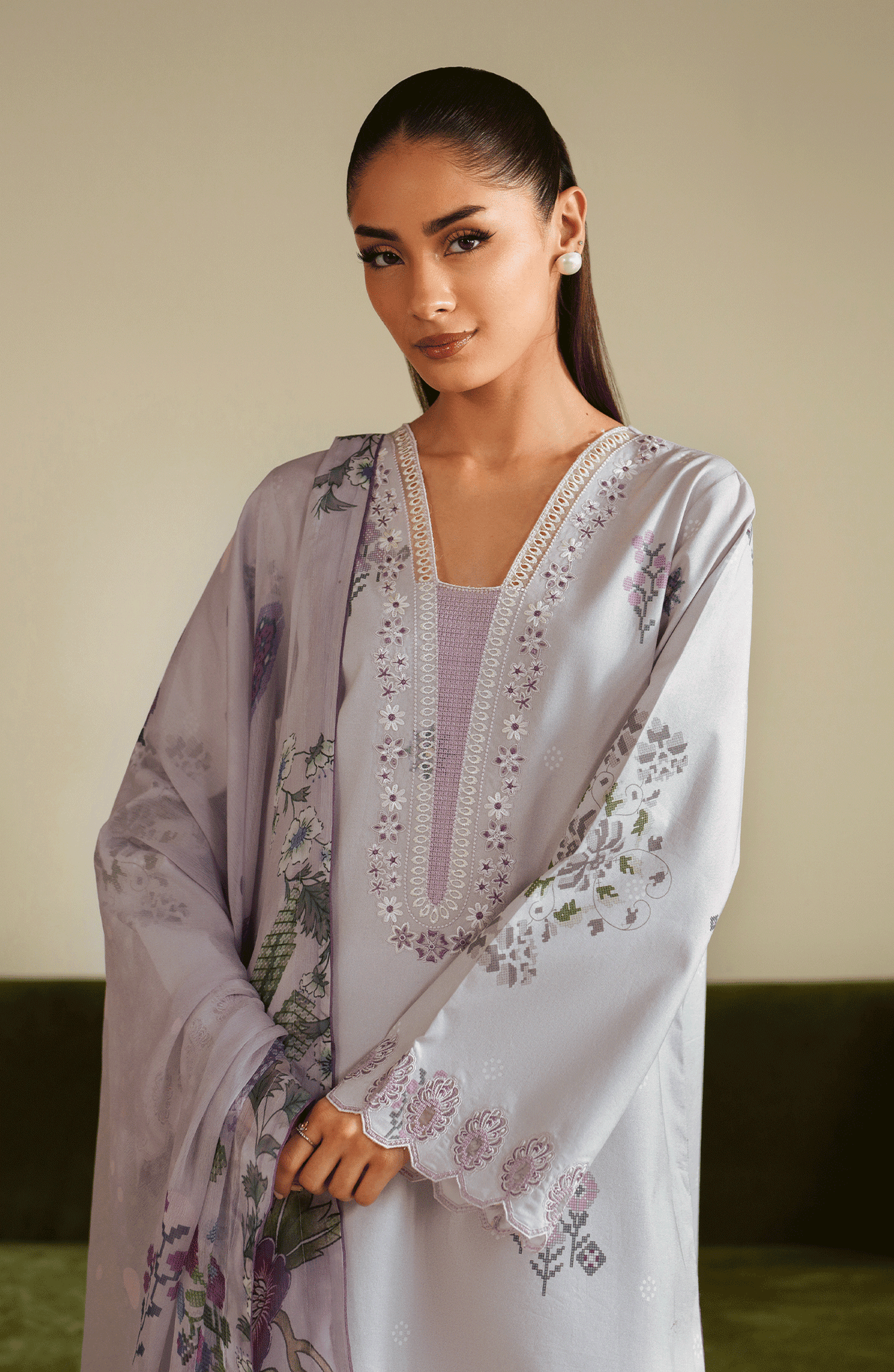 Seran | Ilara Cambric | LAVARA - Pakistani Designer Dress - by Seran - Type : Ladies Clothes - 100% Original at Saira Sultan
