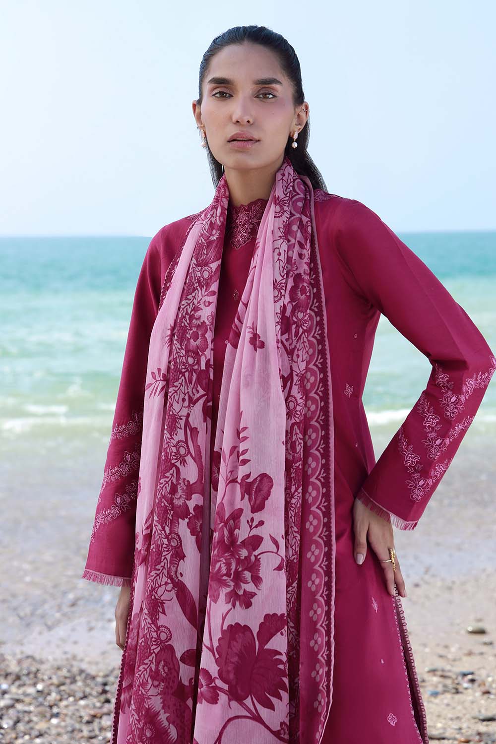 Seran | Afsanah Lawn 25 | ZURI M Maroon Lawn
