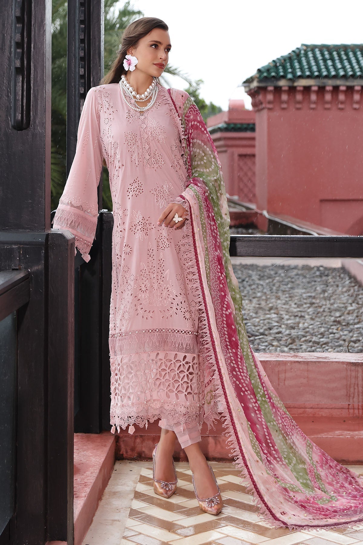 Nureh | Bazaar Lawn 25 | NE-106 M Light Pink Lawn