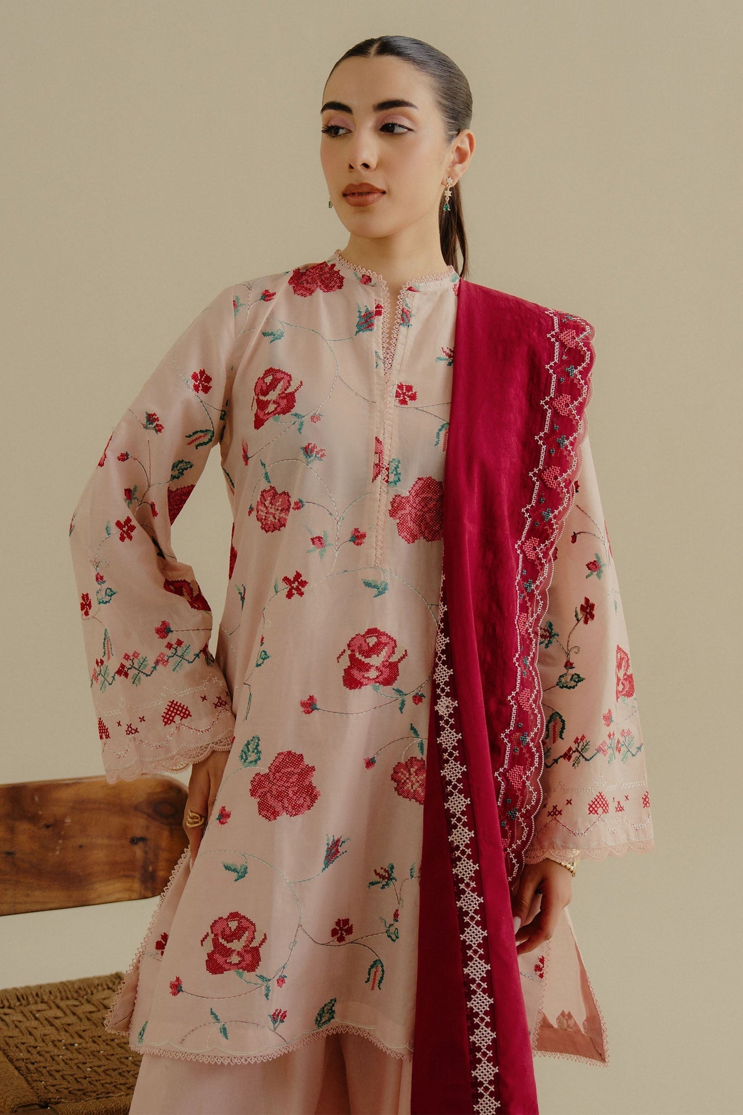 Zara Shahjahan | Coco Lawn 25 | Zufra-6A L Pale Peach Lawn