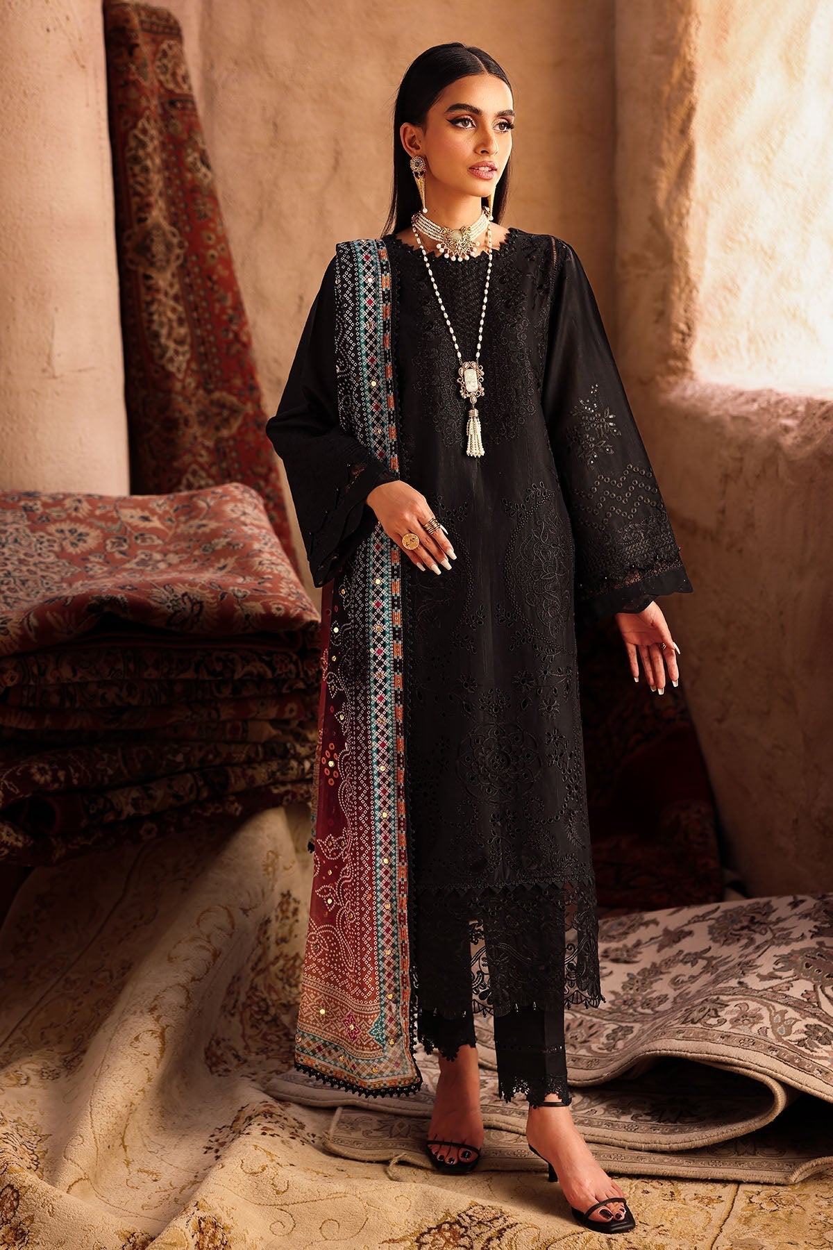 Nureh | Bazaar Lawn | NE-162 XS Black Lawn