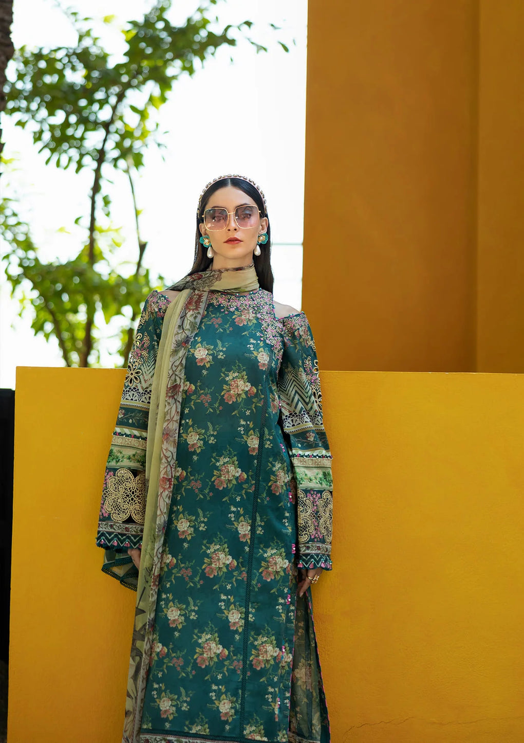 Elaf Premium | Signature 25 | ETS-07A STAY CURIOUS M Emerald Green Lawn
