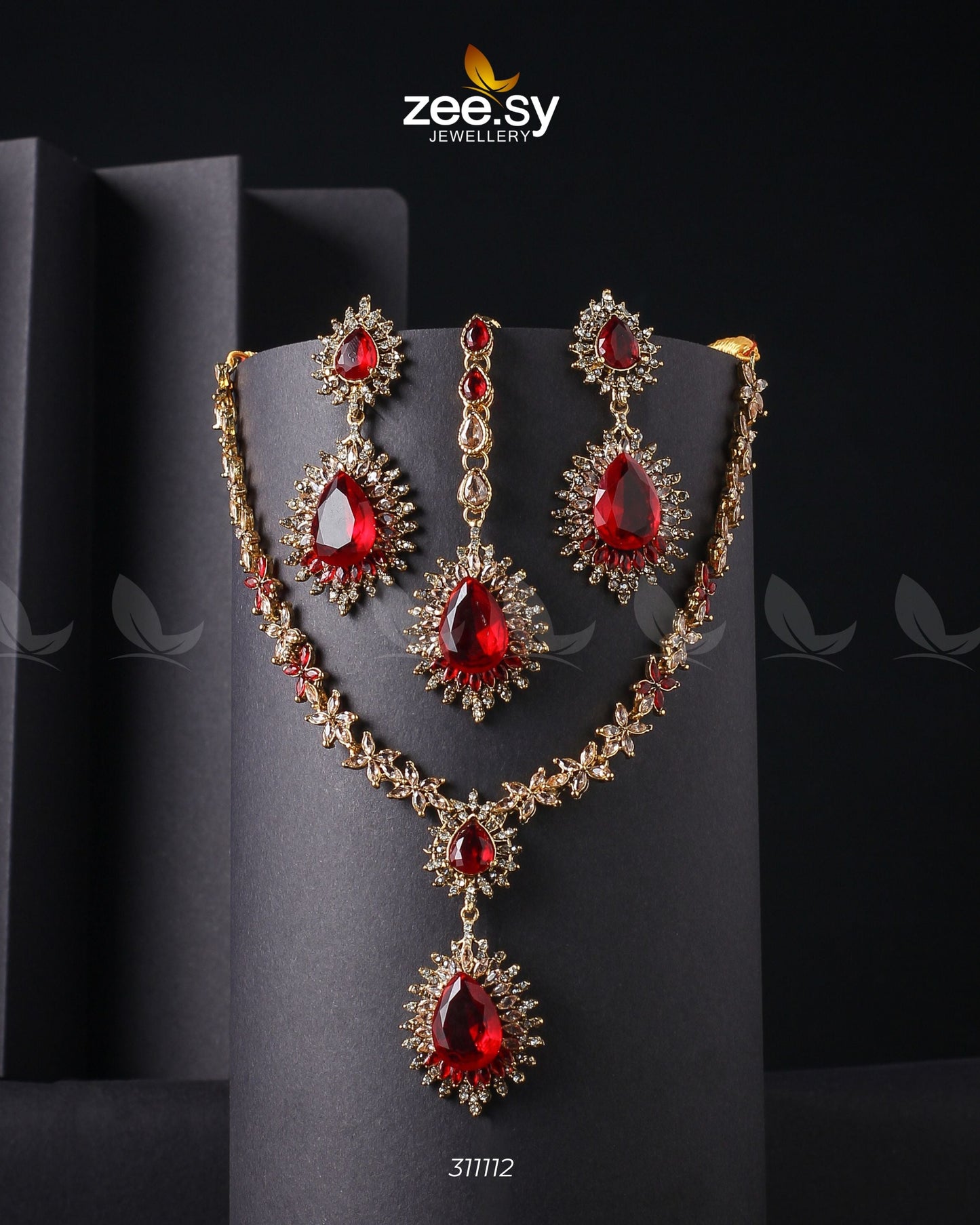 Zilla Necklace Golden Red