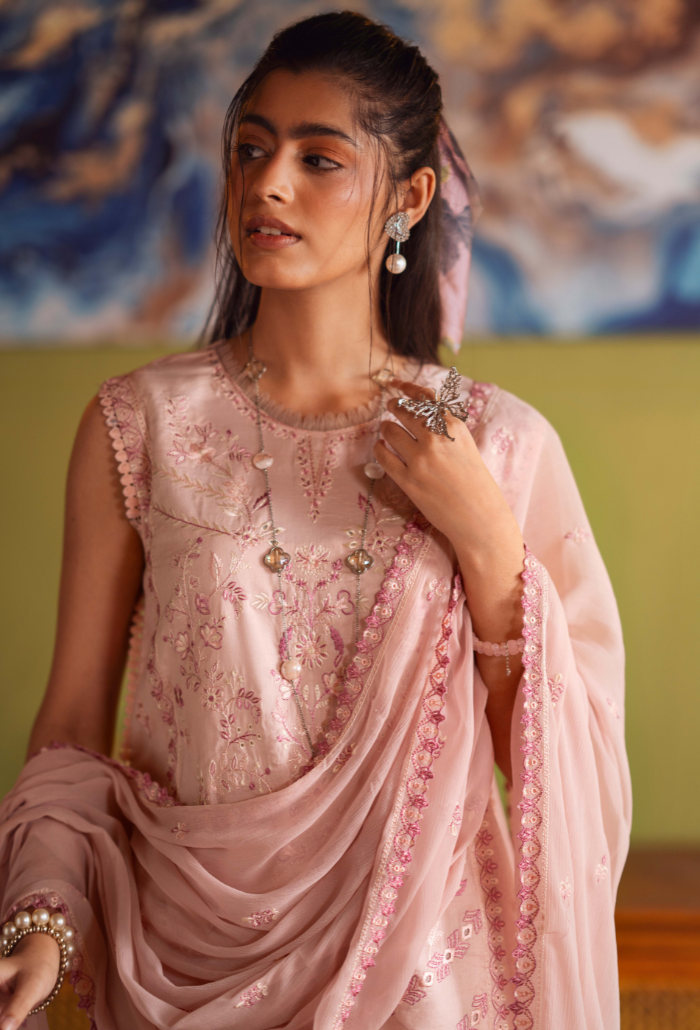 Humdum | Lala Rukh Lawn | Lalarukh - D02 M Pink Lawn