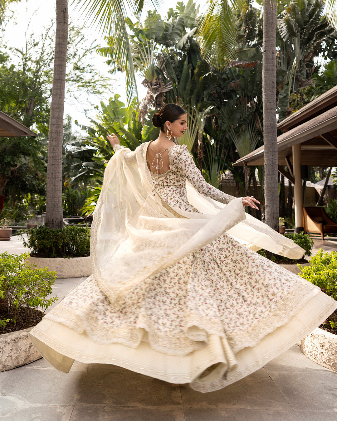 Faiza Saqlain | Zinnia Lawn 25 | Vinika M Cream Lawn