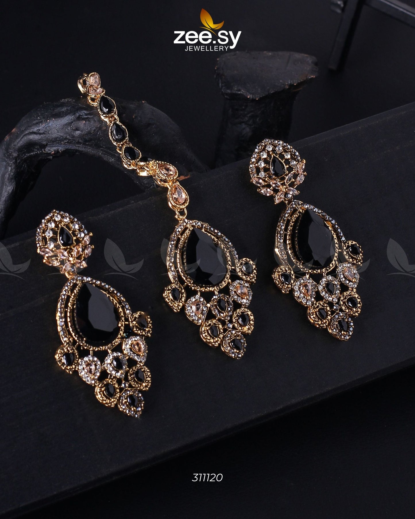 Dangle Earrings Black