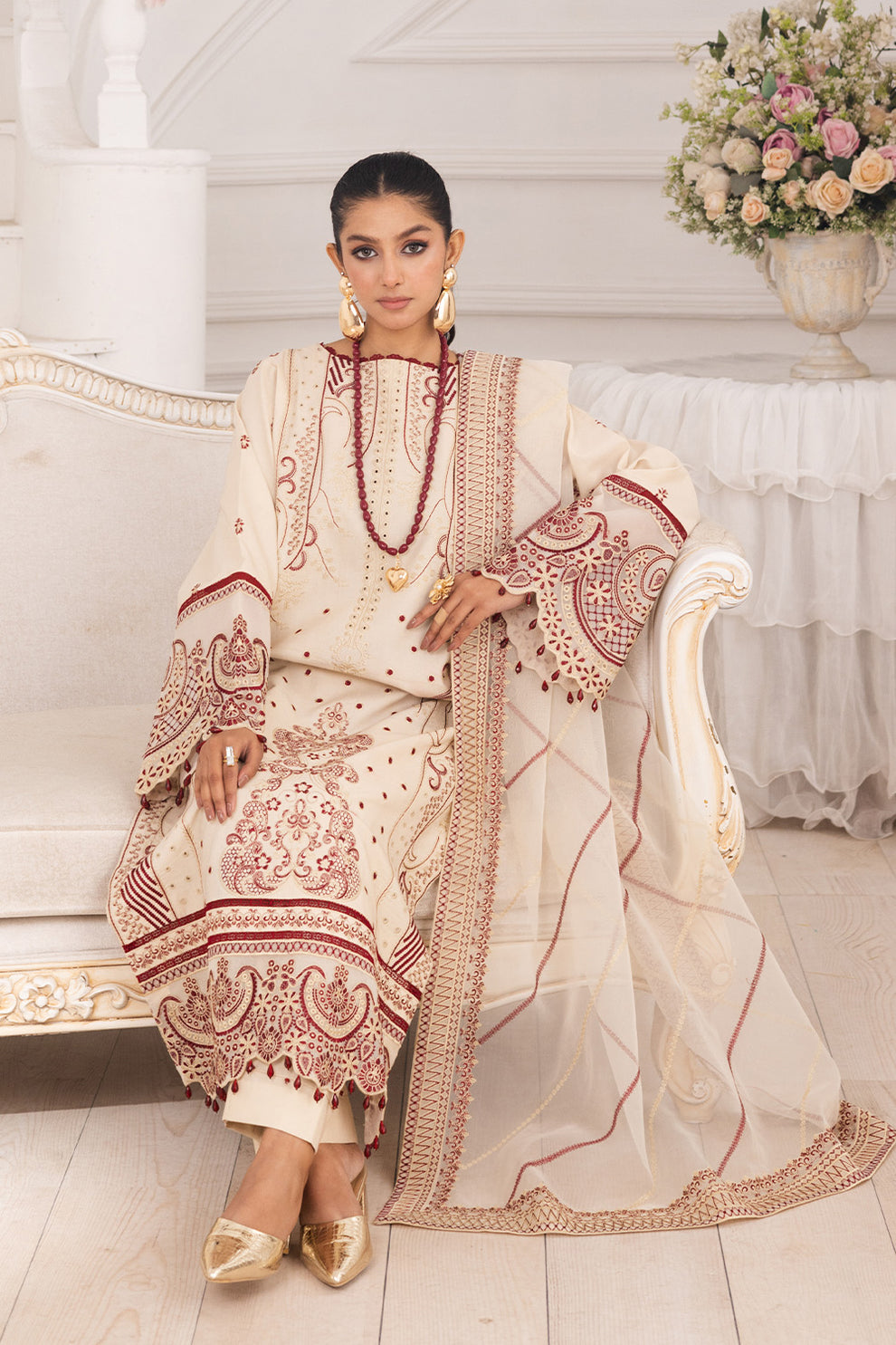 Maryum N Maria | Mira Luxury Lawn | BEHNAZ - FS50098 M Ivory Lawn